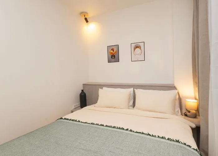 2 Bedrooms For 4 Guests With Kitchen At Heart Of Sathorn * 曼谷