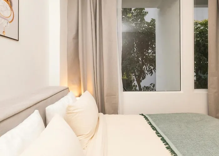 公寓 2 Bedrooms For 4 Guests With Kitchen At Heart Of Sathorn 曼谷