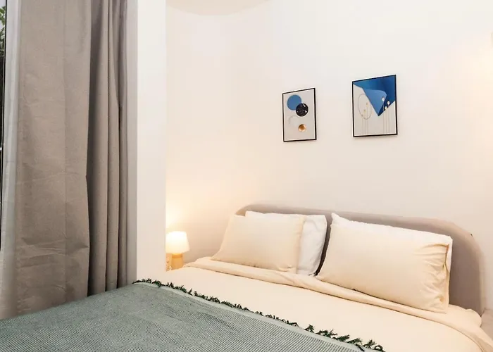 2 Bedrooms For 4 Guests With Kitchen At Heart Of Sathorn 公寓 *