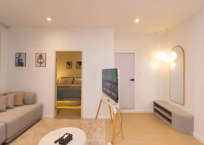 2 Bedrooms For 4 Guests With Kitchen At Heart Of Sathorn * 曼谷