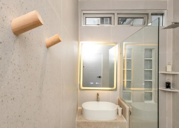 2 Bedrooms For 4 Guests With Kitchen At Heart Of Sathorn 公寓 *