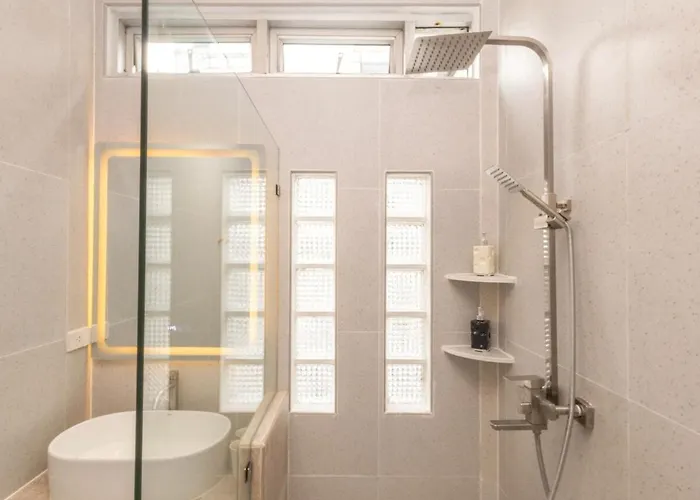 2 Bedrooms For 4 Guests With Kitchen At Heart Of Sathorn 公寓 *