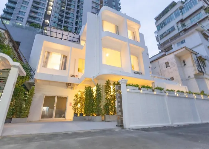 2 Bedrooms For 4 Guests With Kitchen At Heart Of Sathorn 曼谷