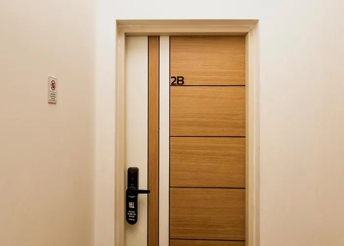 2 Bedrooms For 4 Guests With Kitchen At Heart Of Sathorn *
