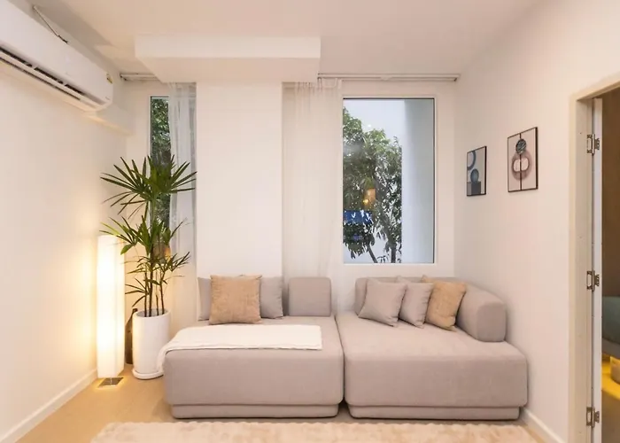 公寓 2 Bedrooms For 4 Guests With Kitchen At Heart Of Sathorn 曼谷